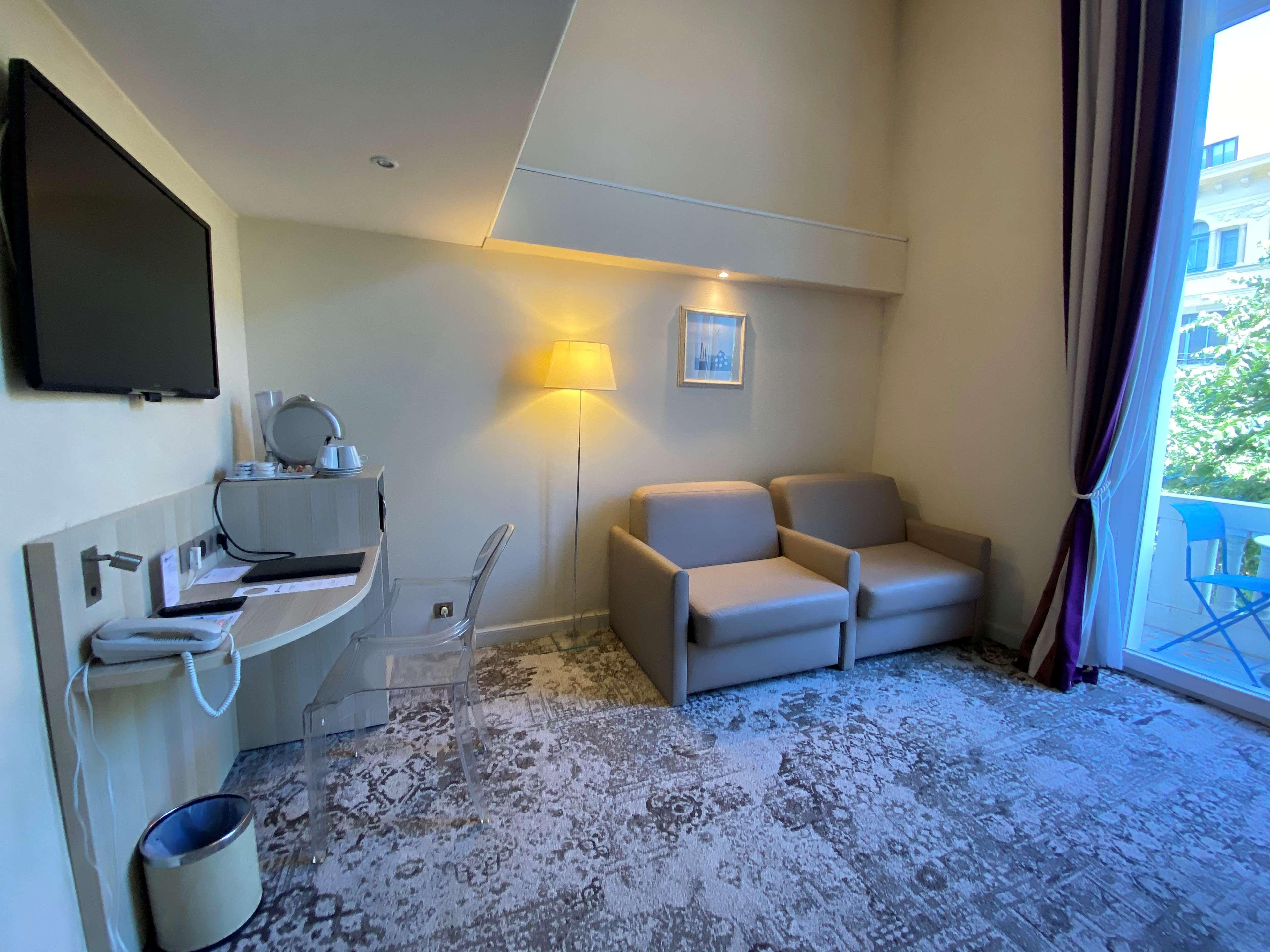 Western Alba Hotel