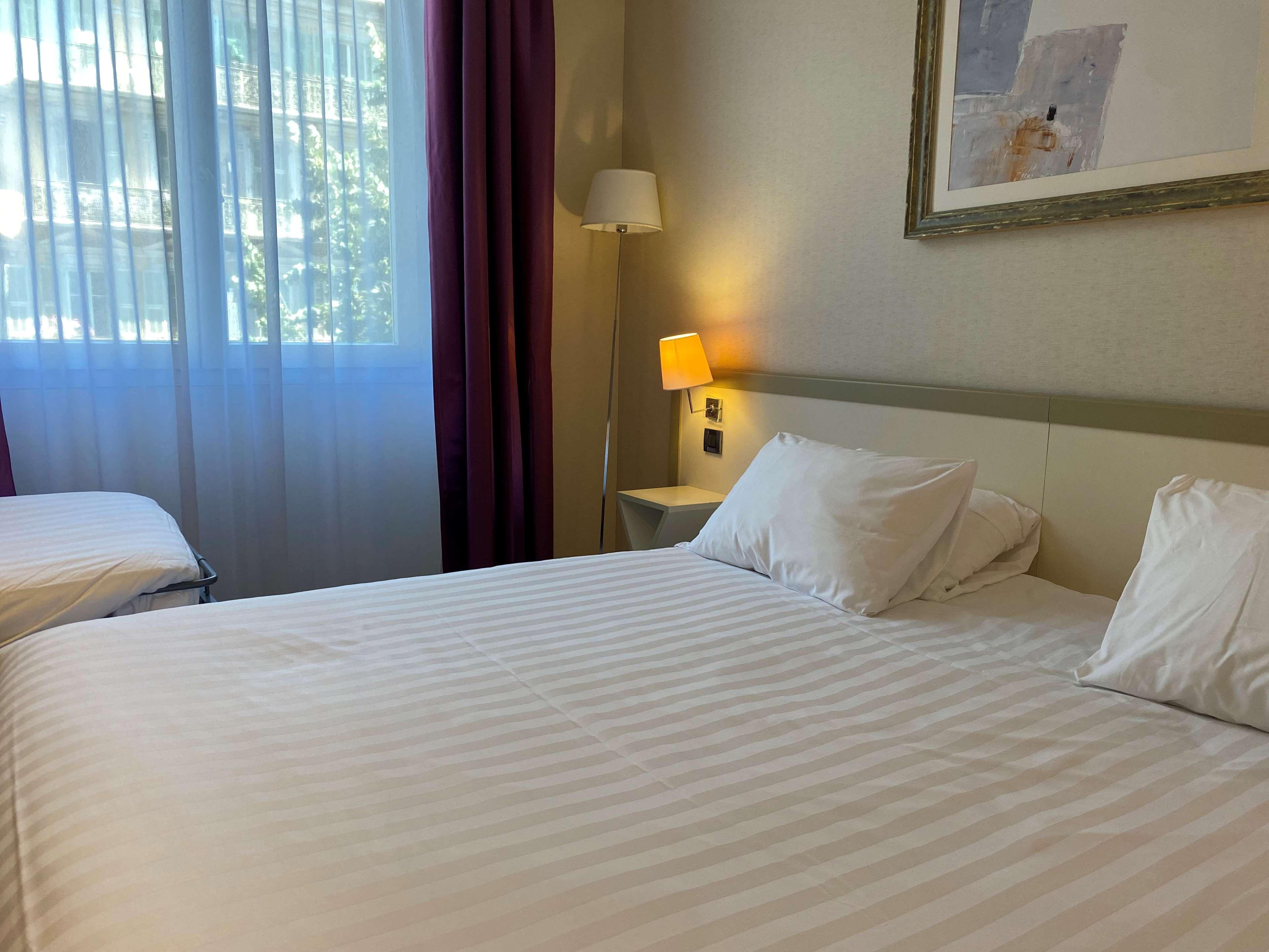 Western Alba Hotel